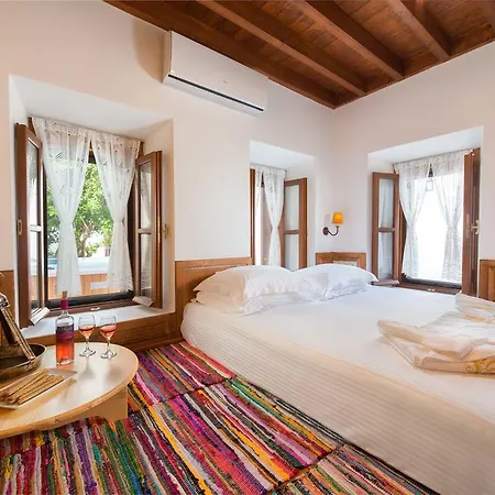 Eftihia In リンドス